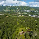 Large With Spectacular Views In * Geilo
