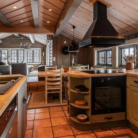 Дом отдыха Large With Spectacular Views In *