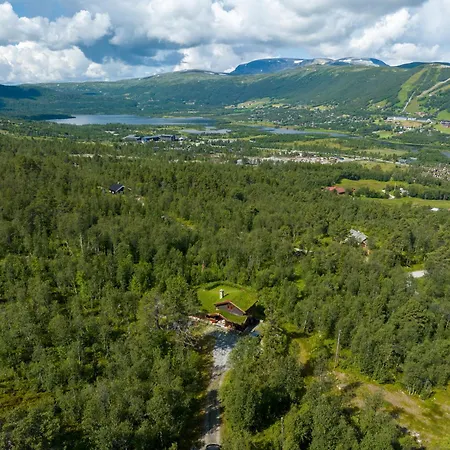 Large With Spectacular Views In Geilo