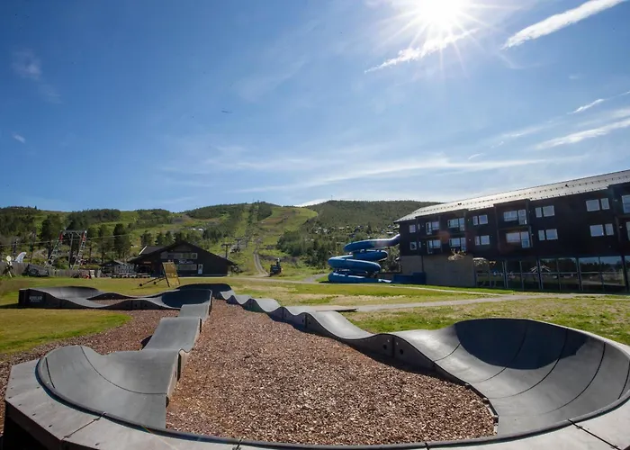 Дом отдыха Large With Spectacular Views In *